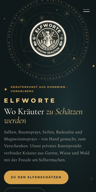 elfworte-Website mit rundem Siegel mit Elfe und Kräutern über der Überschrift Wo Kräuter zu Schätzen werden, Handyansicht